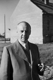 Hyla, Adolf